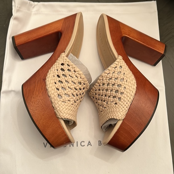 VERONICA BEARD GUADALUPE CLOG SANDAL - Picture 15 of 16